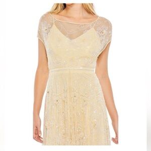 mac duggal floral embellished illusion cap sleeve gown butter up NWT SIZE 8